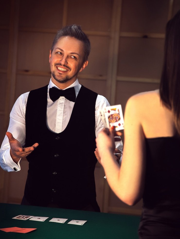 Tim layanan pelanggan ladbrokes yang siap membantu 24/7 dalam Bahasa Indonesia